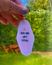 Load image into Gallery viewer, Cat call motel keyring
