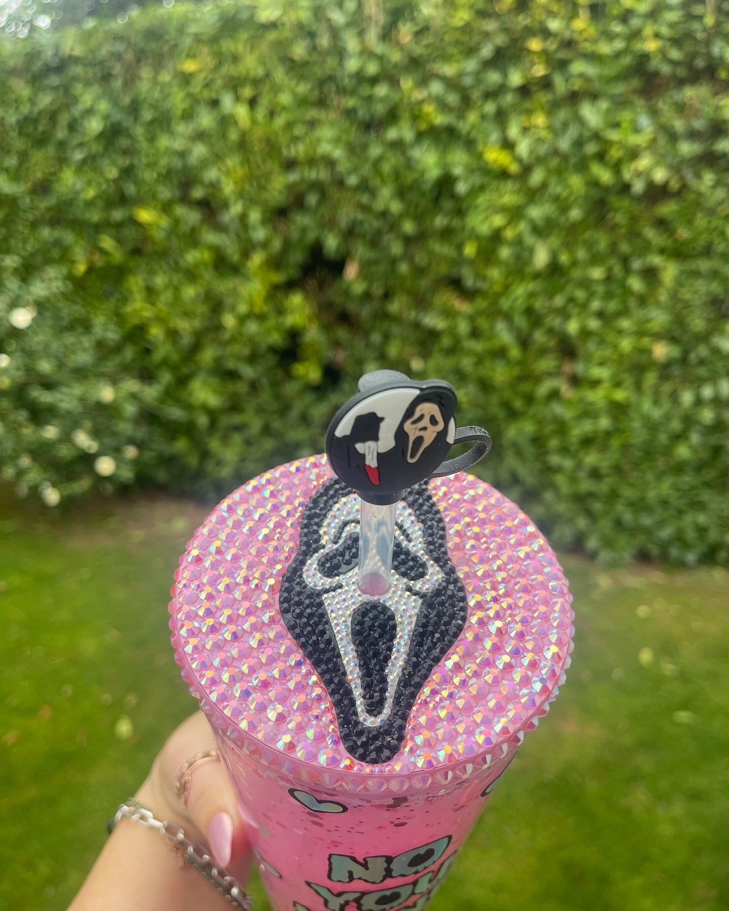 Scream straw topper